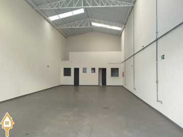 aluga-se-galpao-pacaembu-uberaba-129922