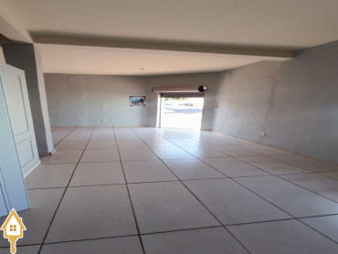 aluga-se-area-comercial-santa-maria-uberaba-145712