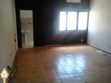 aluga-se-area-comercial-centro-uberaba-137309