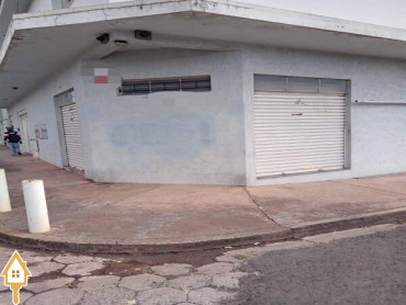 aluga-se-area-comercial-leblon-uberaba-137282